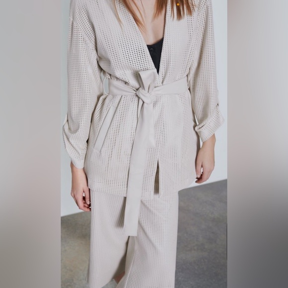 Zara - Faux Leather Die-Cut Jacket - Size Large - NWT - Picture 6 of 8